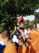 วันที่ 30 กรกฎาคม 2565 นายสังคม สุทธัง เข้าร่วมกิจกรรมตักบาตรถนนสายวัฒนธรรมบ้านหนองคู ตำบลยาง